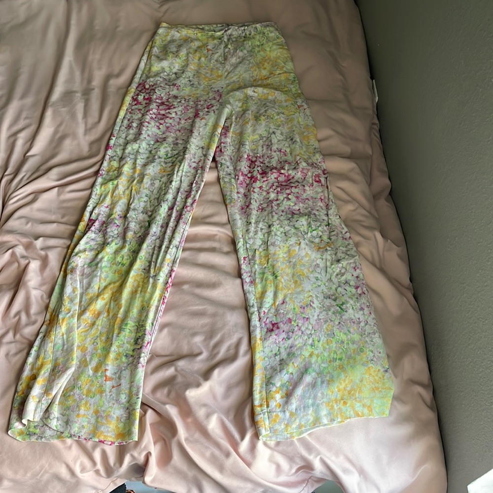 Wilfred by Aritzia, Wide leg printed pant, Size 10💐